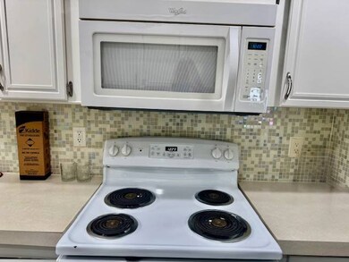 409 Lake Ontario Dr, Mulberry, FL 33860 - photo 6