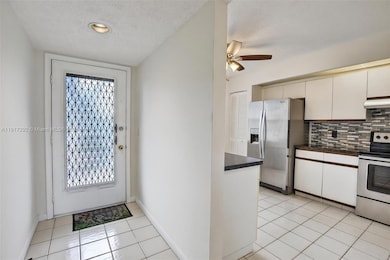 701 SW 128th Ave unit F310, Pembroke Pines, FL 33027 - photo 5