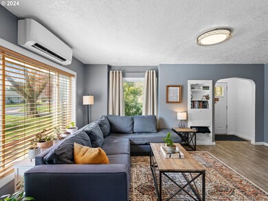 418 S River St, Newberg, OR 97132 - photo 6