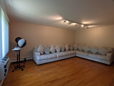 822 Seward St unit 3A, Evanston, IL 60202 - photo 5