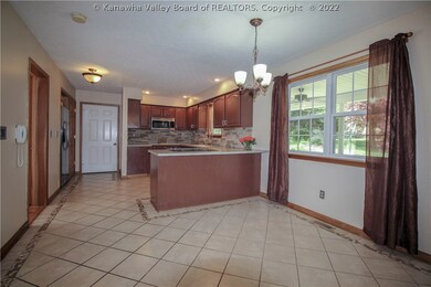 114 Heather Ct, Scott Depot, WV 25560 - photo 5