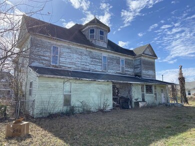 400 W Grand St, Whitewright, TX 75491 - photo 6