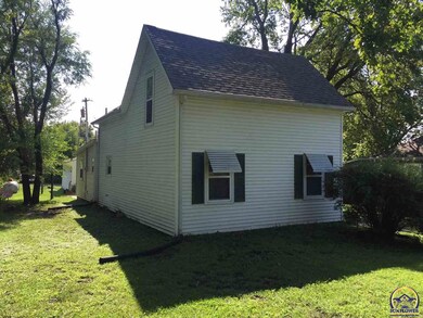 312 Fowler St, Maple Hill, KS 66507 - photo 4