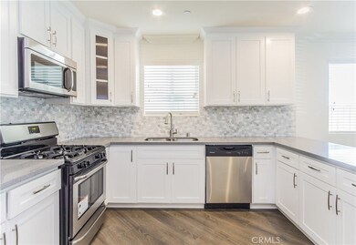 4722 St Charles Place, Los Angeles, CA 90019 - photo 3