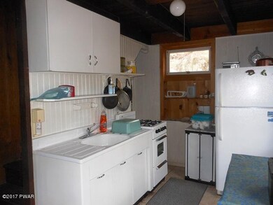 1368 Pennsylvania 402, Dingmans Ferry, PA 18328 - photo 3