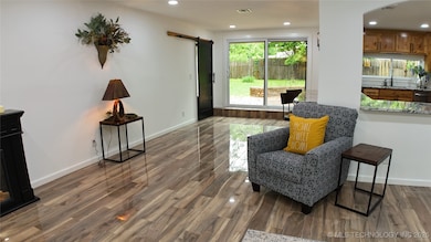 2615 E 59th St, Tulsa, OK 74105 - photo 7