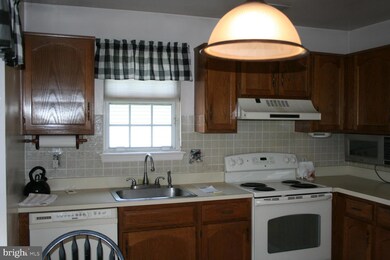 1 Pinecrest Ct, Woodbury, NJ 08096 - photo 4