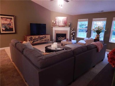 11781 Bills Ave, Fishers, IN 46037 - photo 4