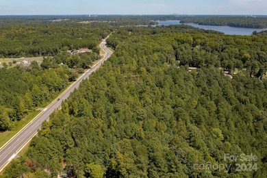 700 Pole Branch Rd, Clover, SC 29710 - photo 3