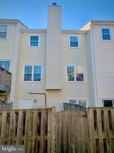 1703 Hart Ct, Crofton, MD 21114 - photo 4