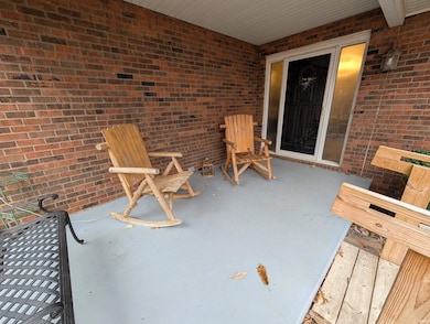 13854 Kellys Lake Ln, Lawrenceville, IL 62439 - photo 3