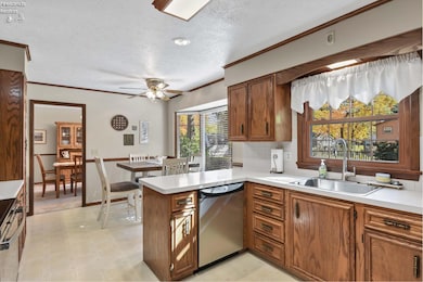 4861 Woodview Dr, Vermilion, OH 44089 - photo 3