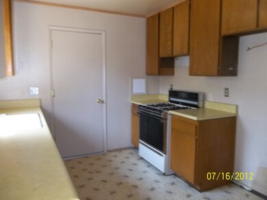 2645 Rosebud Ln, Redding, CA 96002 - photo 6