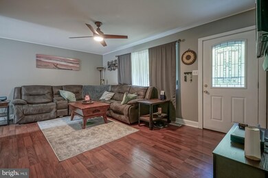 595 Chestnut St, Williamstown, NJ 08094 - photo 6