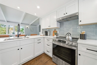 43 Friend St, Wakefield, MA 01880 - photo 7