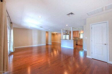 5127EEarll003