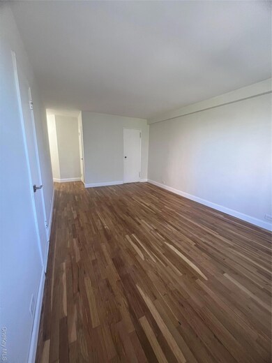 3720 Independence Ave unit 5D, Bronx, NY 10463 - photo 5