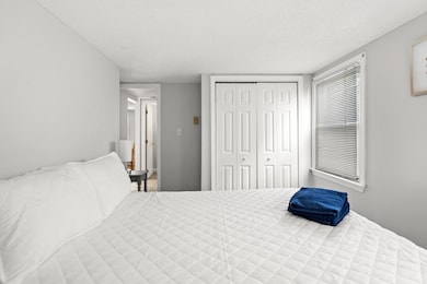 8 Commonwealth Ave unit 1 down, Salisbury, MA 01952 - photo 7