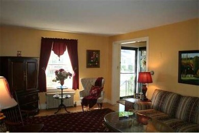 17 Brighton St, Springfield, MA 01118 - photo 4