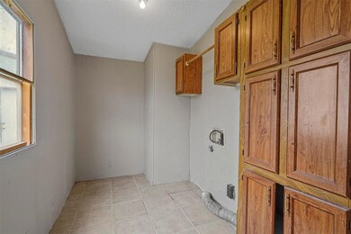 635 Chisholm Hills Dr, Rhome, TX 76078 - photo 7