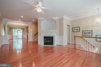 821 Col Edmonds Ct, Warrenton, VA 20186 - photo 2