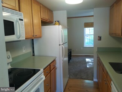 9130 Lambskin Ln, Columbia, MD 21045 - photo 3