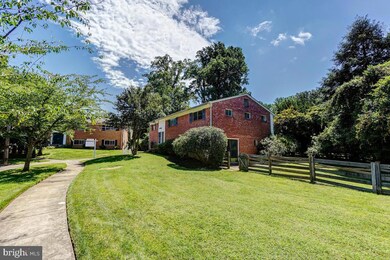 2 Martha Ct, Rockville, MD 20852 - photo 2