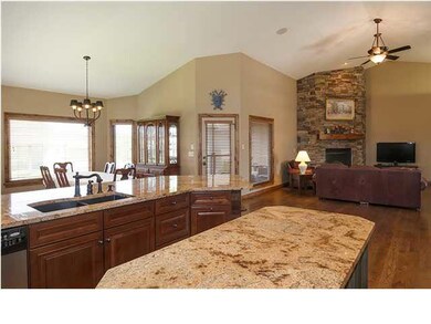 1426 E Timber Falls Ct, Andover, KS 67002 - photo 3