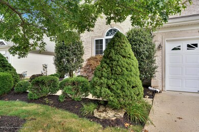 3 Inverness Ln Jackson NJ-large-006-37-F