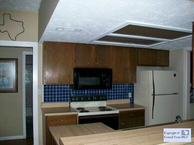 506 W San Antonio St unit B3, San Marcos, TX 78666 - photo 4