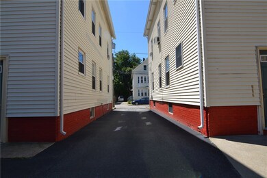 32 Clark Ave, Pawtucket, RI 02860 - photo 3