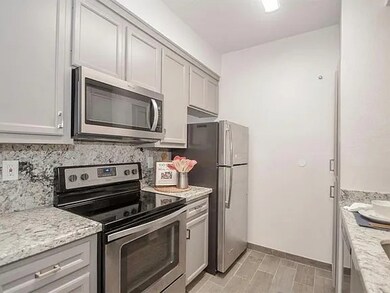 7950 N Stadium Dr unit 247, Houston, TX 77030 - photo 3