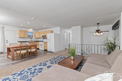 Living Room-20250912-9044