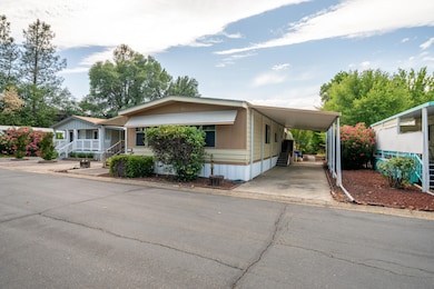 458 Bitterroot Dr Sp# 63, Redding, CA 96003 - photo 3