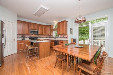 9458 Stone Spring Dr, Mechanicsville, VA 23116 - photo 2