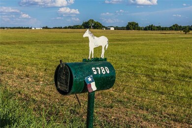 5780 Bottoms Rd E, Troy, TX 76579 - photo 4