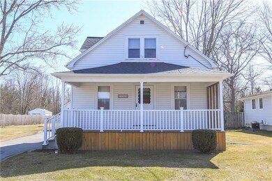 2966 Krueger Rd, North Tonawanda, NY 14120 - photo 2