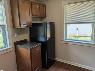 201 Chandler Unit 6d Dr, Gaffney, SC 29340 - photo 4