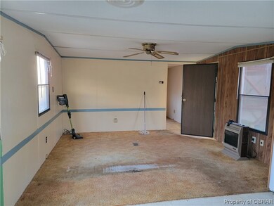 Spare room ceiling fan