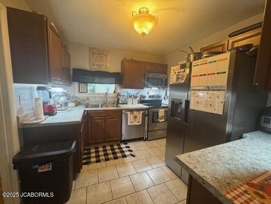 201 W Kelly St, California, MO 65018 - photo 6