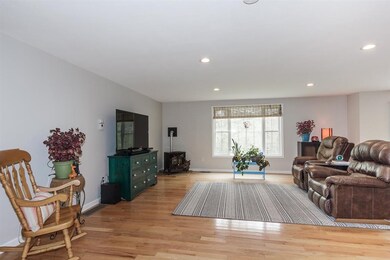 86 Annand Dr, Milford, NH 03055 - photo 7