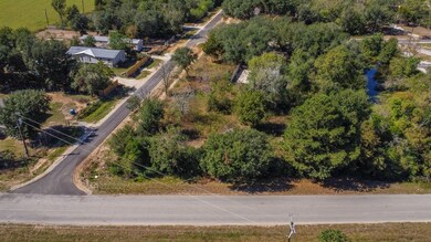 20497 Cochran Rd, Prairie View, TX 77445 - photo 5