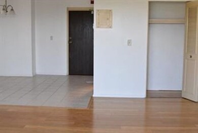 Sagamore Place Condominiums unit 1001, Quincy, MA 02171 - photo 4