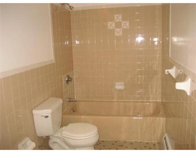 26 Chestnut St unit 16, Wakefield, MA 01880 - photo 2