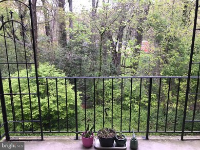 3790 Lyndhurst Dr unit 202, Fairfax, VA 22031 - photo 7