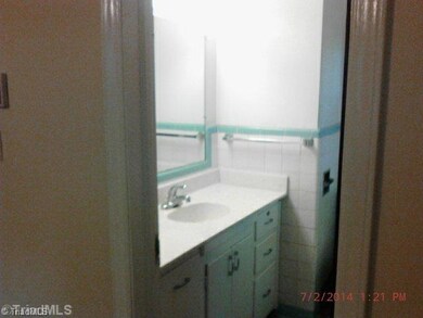 Master Bath/Spa.