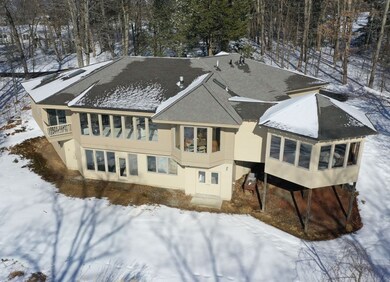 9 Sylvia Heights, Hadley, MA 01035 - photo 2