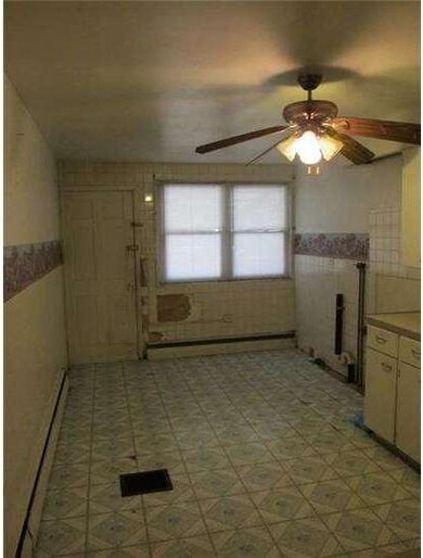 1248 Muhlenberg St, Reading, PA 19602 - photo 4