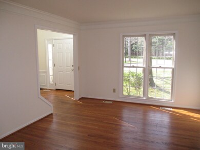 8402 Shadeland Rd, Laurel, MD 20724 - photo 3