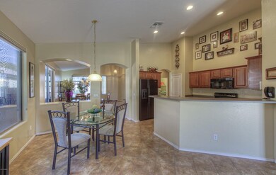 Casual Dining ~ Kitchen
